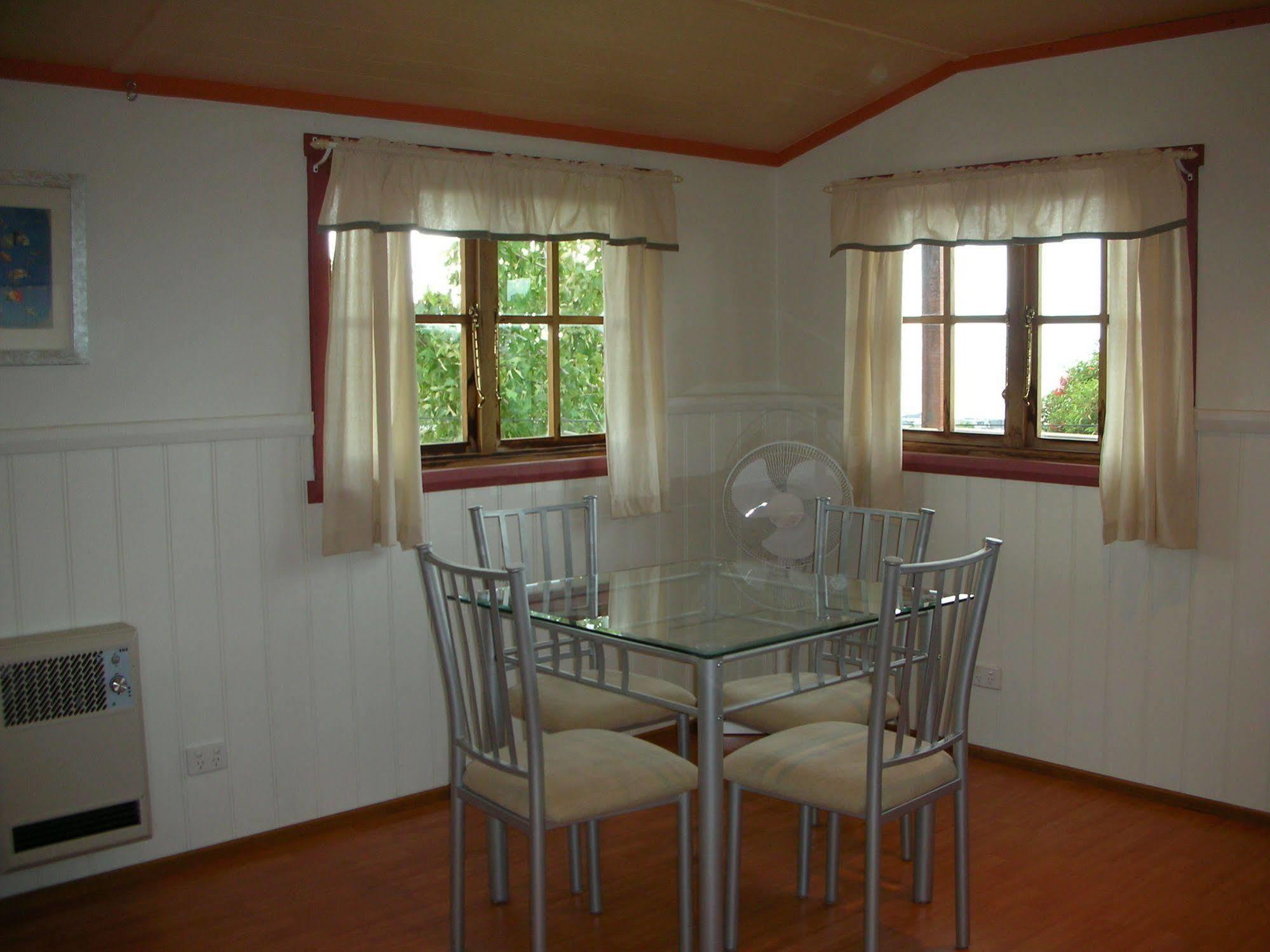 Cedar Cottages Blackmans Bay Esterno foto